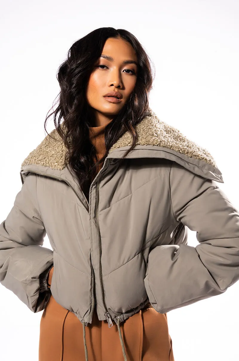 AMANDA CROP PUFFER WITH SHERPA COLLAR