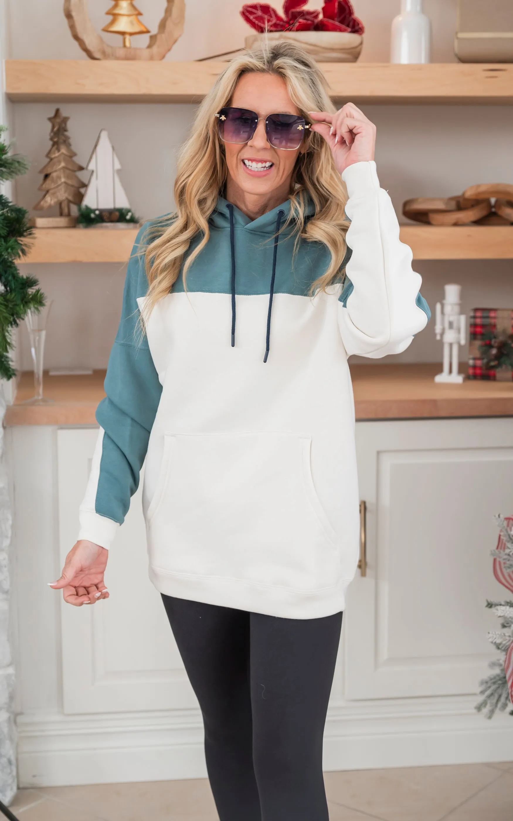 Color Blocked Hoodie Pullover with Pockets | MONO B