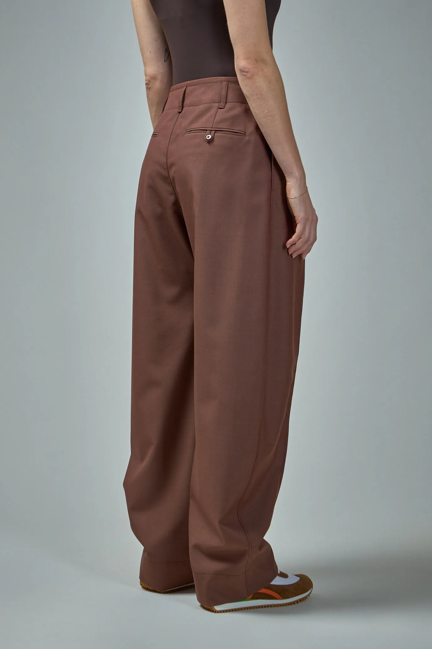 Curved Volume Tailored Pants