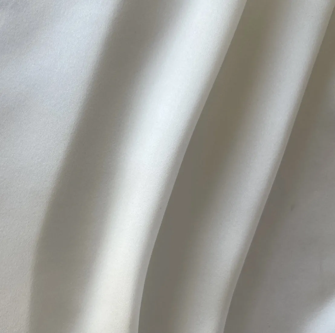 Soft White Silk Satin Charmeuse (Made in Italy)